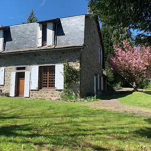Jardin/parking Prive 4 Personnes La Bourboule